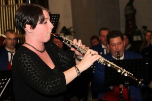 Bei "Gabriel's Oboe" glänzte Stephanie Schwartz als Solistin, begleitet von unserem Blasorchester