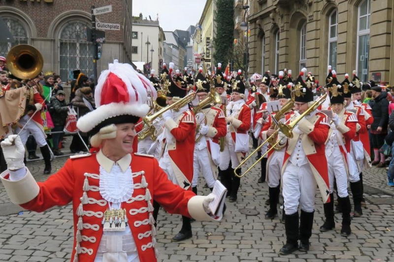 2018-02-12_13-19-40_Bilder Rosenmontagszug Köln 2018 (A. Thomas)